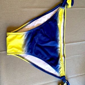 *never worn before* bikini